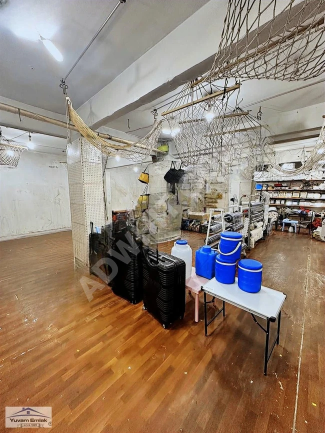 A 350m2 shop in the FİLİZ alley from Yuvam Emlak Bakırköy