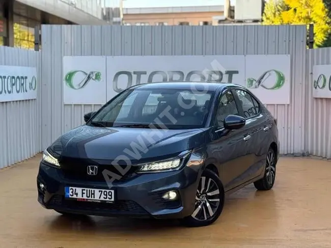 سيارة HONDA CİTY موديل 2022 خالية من العيوب والدهان بفئة تنفيذية