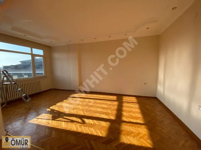 Apartment for rent 3+1 with an area of 200 square meters on the fourth floor, front-facing, no fees in Bahçelievler Çalışlar.