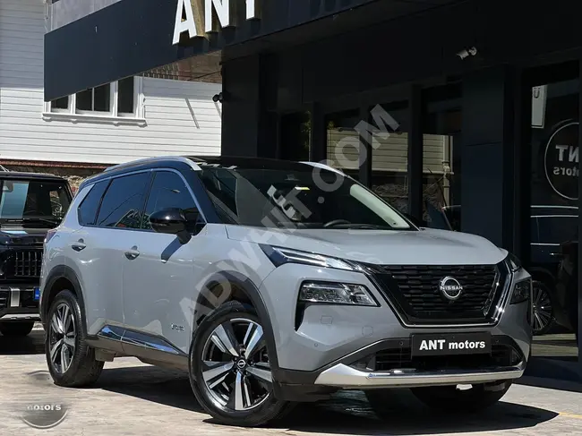 NISSAN X-TRAIL 1.5 E 4ORCE PLATINUM PREMIUMموديل 2022 بدون عيوب - نظام صوت BOSE