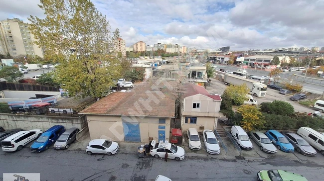 İKİTELLİ OSB.TÜMSAN 1 SAN.DE 2.KAT 100M2 DEPO,OFİS