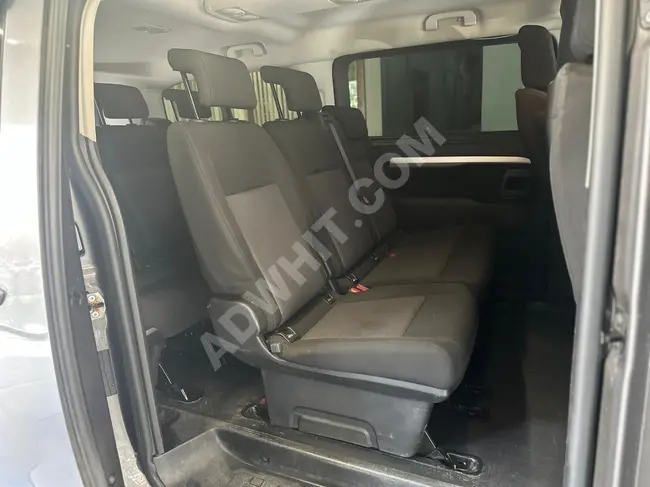 فان برخصة السيارة 2020 PEUGEOT EXPERT TRAVELLER 8+1