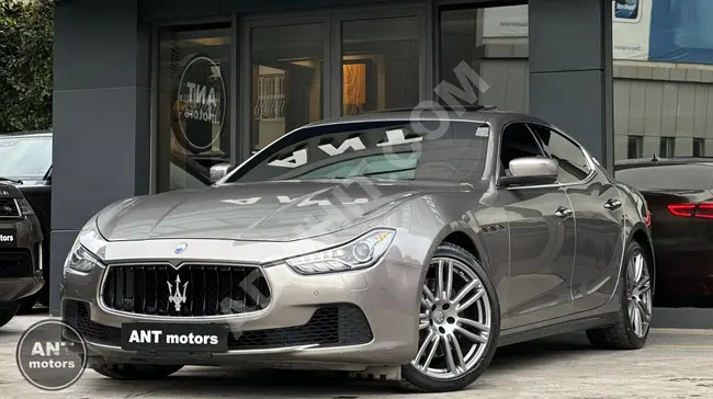 MASERATI GHIBLI 3.0D موديل 2015 من الوكيل بدون حوادث+ دخول والتشغيل بدون مفتاح+ نظامHARMAN9+ تدفئة