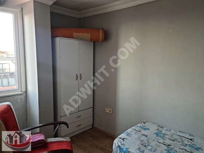 A 1+1 furnished apartment with an area of 45 square meters, 13 minutes walk to the metro from the south.