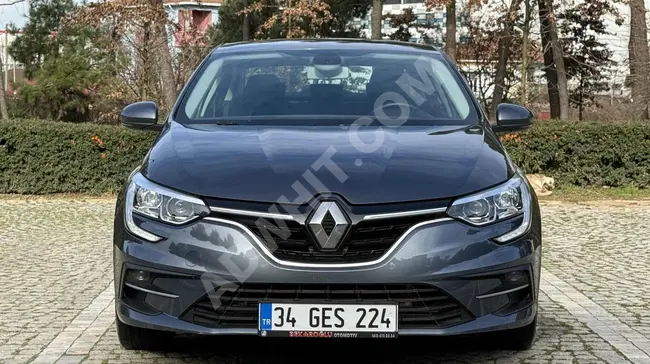 سيارة RENAULT MEGANE 1.5 BLUE DCI موديل 2022 - حزمة TOUCH