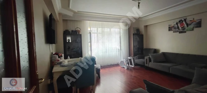 2+1 apartment with an area of 100 square meters for sale near Forum AVM, metro, school, and hospital.