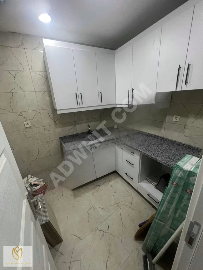 3+1 apartment for sale in MOLLA GÜRANİ, HASEKİ area, newly renovated.