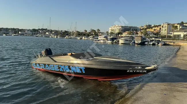 A 6-meter speedboat with an EVINRUDE engine of 175 horsepower, manufactured in 2009.