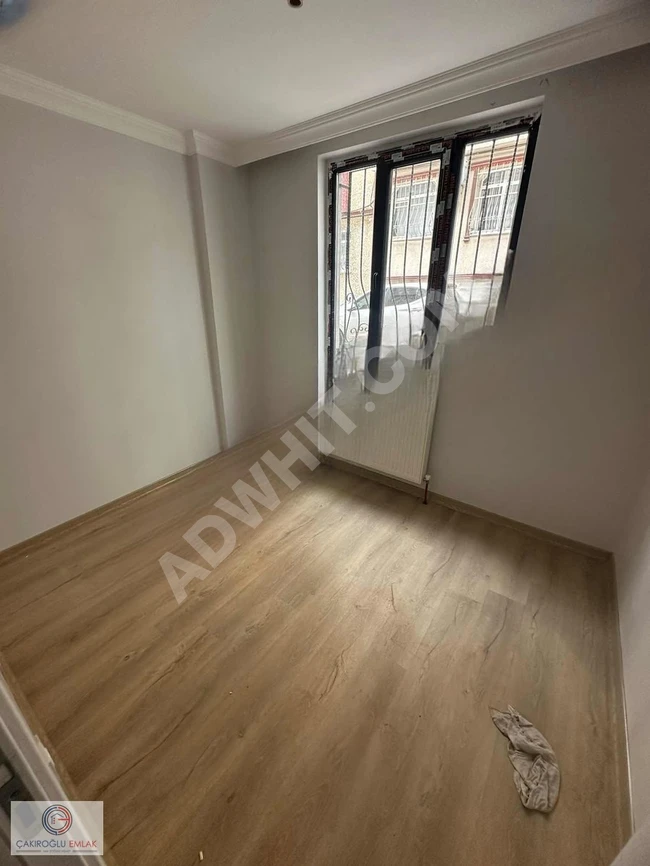 Ground floor apartment with a garden for sale by Çakıroğlu Real Estate.