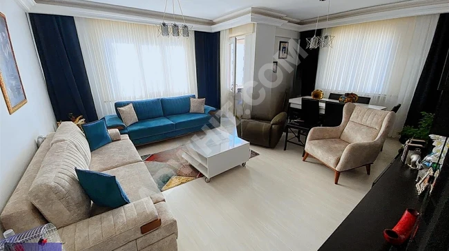 Apartment for large families with spacious area, located 10 minutes from the metro and includes parking facilities.