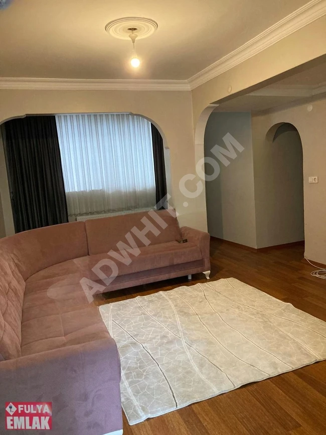 Apartment for rent, fully furnished 2+1 on a straight street, 10 minutes from the metro, clean.