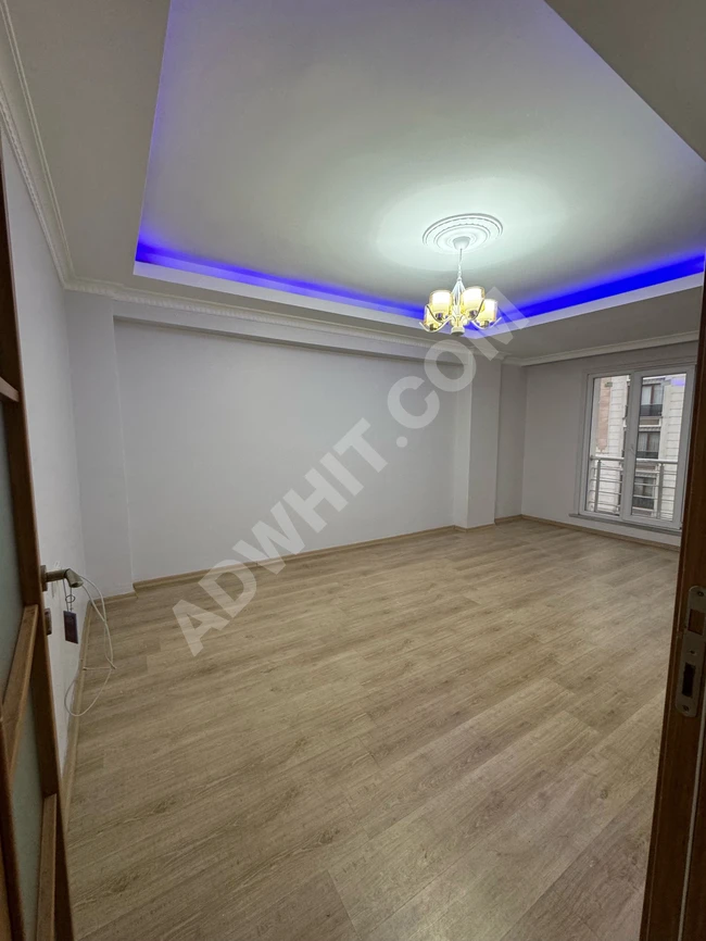 Apartment for quick sale in Esenyurt, Istanbul, 2+1, 3rd floor, inclusive of services