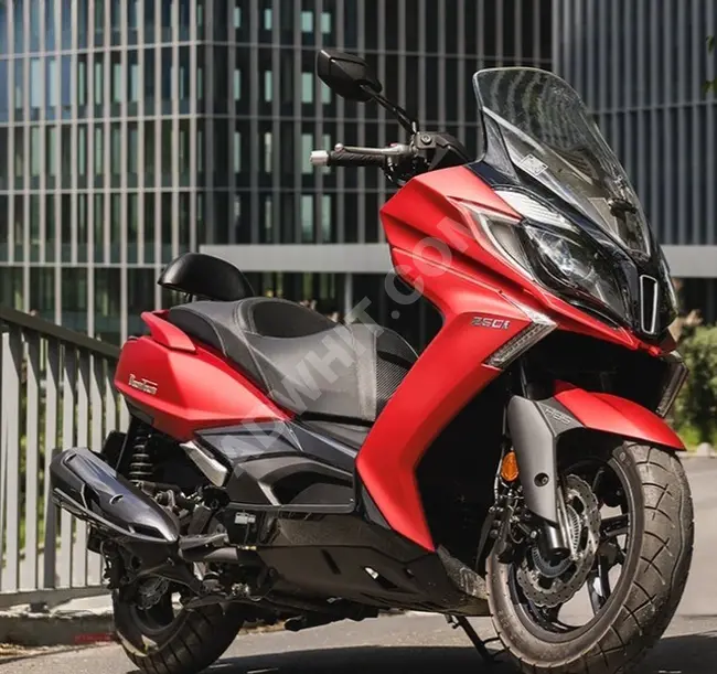 2024 KYMCO DOWNTOWN 250 İ HAN-MOTO KOŞUYOLUNDA