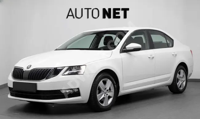 SKODA OCTAVIA 1.6 TDI model 2017 with 115 horsepower, DSG automatic transmission, and 13,000 km mileage.