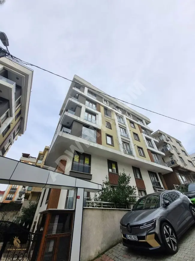 For sale: Empty 2+1 apartment without loan limit in TAVUKÇUYOLU complex, ÜMRANİYE