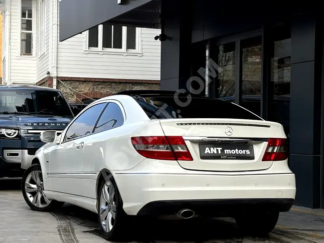 سيارة MERCEDES CLC 160 BLUEFFICIENCY موديل 2010 - بدون أخطاء + سقف زجاجي + مثبت سرعة + تجهيزات كاملة