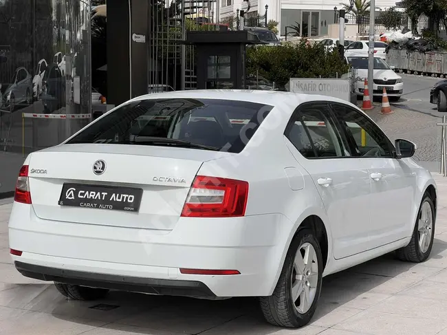 سيارة  Skoda Octavia  موديل 2018 مُعتنى بها بناقل حركة  DSG من CARAT AUTO