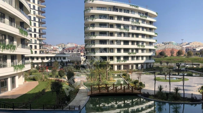 Empty apartment for sale 3.5+1 garden floor in NEF BAHÇELİEVLER