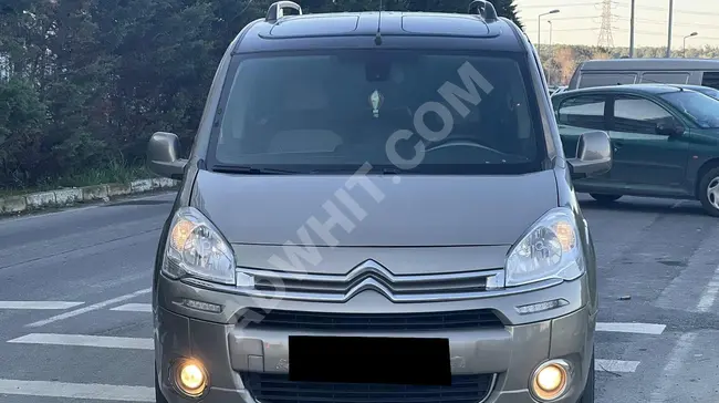 ERCİYES AUTO DAN 2015 MODEL ORJ 210.000 km de CAM TAVAN BERLİNGO