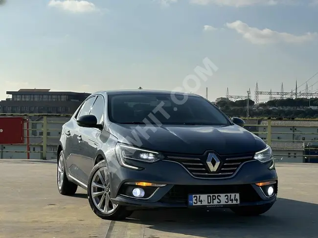 سيارة RENAULT MEGANE İCON موديل 2020 - بدون أخطاء وبدون طلاء!