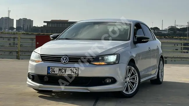 سيارة VOLKSWAGEN JETTA 1.6 TDİ موديل 2011 - أوتوماتيك مع ميزات إضافية