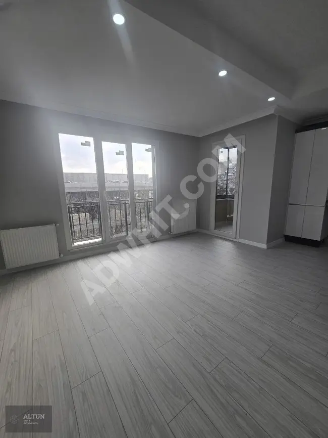 KARAKOL KARŞISINDA SATILIK ASANSÖRLÜ 80m2 SIFIR 2+1ÖNCEPHE DAİRE