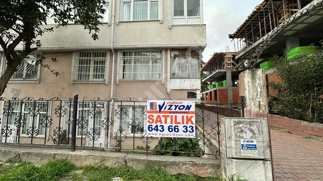 Mid-floor apartment 2+1 for sale in the Bahçelievler district center.