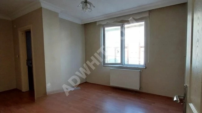 2+1 apartment with a private bathroom for rent in Avcılar Cihangir.