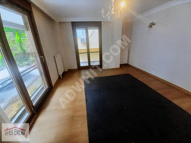 For sale: New and well-maintained 4+1 duplex apartment with a distance of 160 square meters.