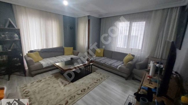 GÜNEYDEN METROYA 3 DAKİKA YÜRÜME 2+1.85M2 DAİRE