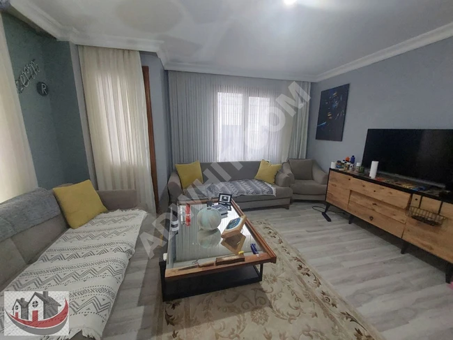 GÜNEYDEN METROYA 3 DAKİKA YÜRÜME 2+1.85M2 DAİRE