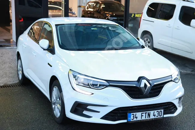 سيارة Renault Megane بدون طلاء بصيانة لدى الوكيل، 19 ألف كم فاتورة  مشمولة20% ضريبة القيمة المضافة منNERGİSOTOMOTİV