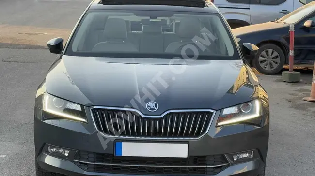 سيارة SKODA SUPERB موديل 2019 - سقف زجاجي - 1.99 للقرض