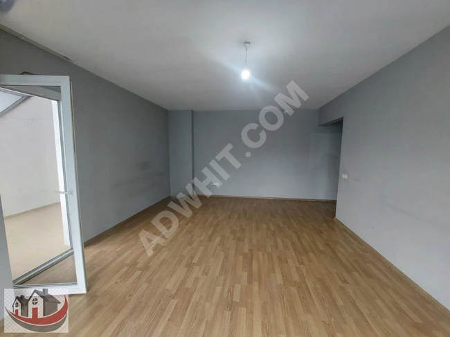 GÜNEYDEN TUZLADA FİYAKA 3.SİTESİNDE GÜVENLİKLİ 2+1.100 M2 DAİRE