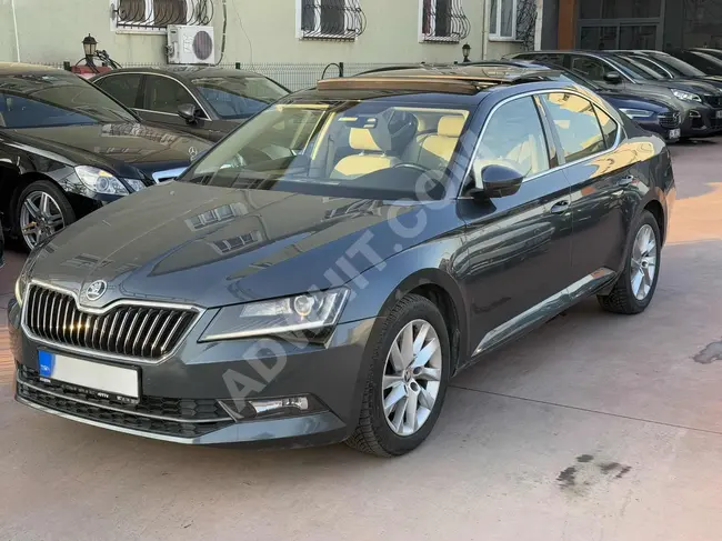 سيارة SKODA SUPERB موديل 2019 - سقف زجاجي - 1.99 للقرض