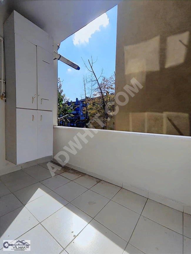 Apartment for sale 2 + 1 in BAKIRKÖY OSMANİYE