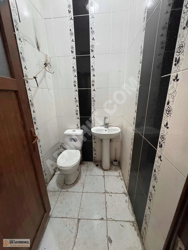 Commercial space of 80 square meters near KAYMAKAM