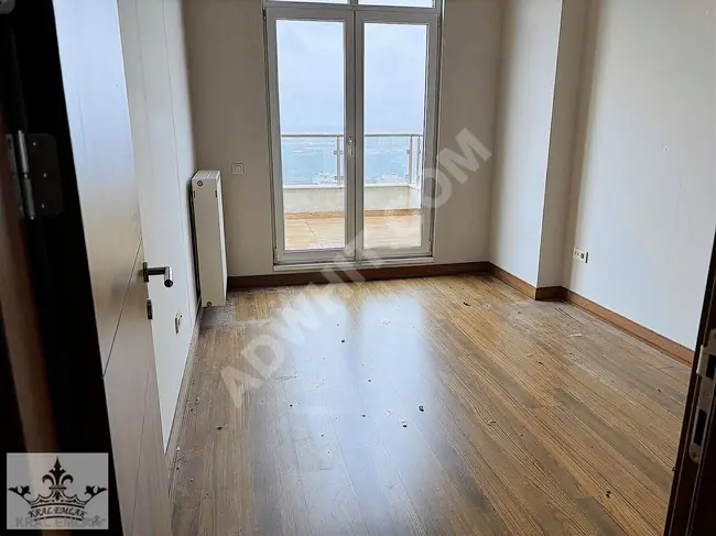 Apartment for rent, unfurnished, with a clean terrace in AĞAOGLUN.