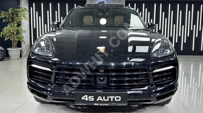 سيارة PORSCHE CAYENNE 3.0 موديل 2020 - 4K تدفئة مقاعد + CHRONO + شاشة عرض رأسية