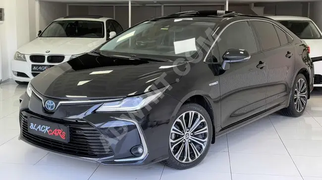 سيارة COROLLA 1.8 HYBRİD PASSİON X-PACK,  موديل 2019  تجهيزات كاملة، لا مثيل لها