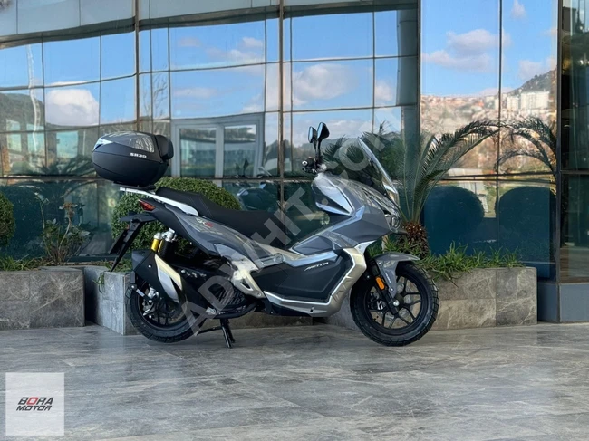 RKS FRECCİA 125 (150cc) motorcycle available at a special cash price from BORA MOTOR KARTAL.