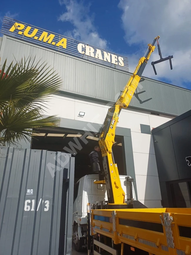 For sale: PUMA crane suitable for construction material suppliers and the construction sector.