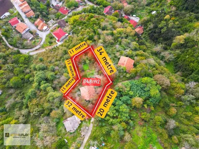 Land for sale with building permit overlooking the sea in Beykoz