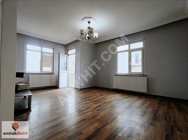 Apartment for rent 3+1 with an area of 120 square meters in the SULTANMURAT neighborhood, 12 minutes from the metrobus.