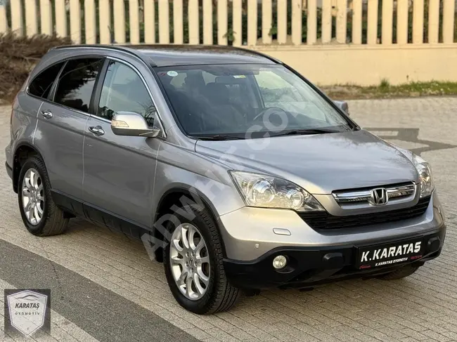 سيارة HONDA CR-V EXECUTIVE 4x4 موديل 2009 - سقف زجاجي بمسافة 117,000 كم