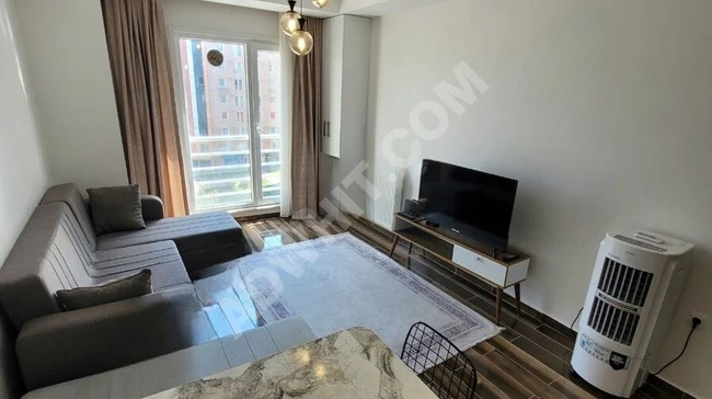 1+1 fully furnished apartment for rent within a complex just steps away from the metrobus.