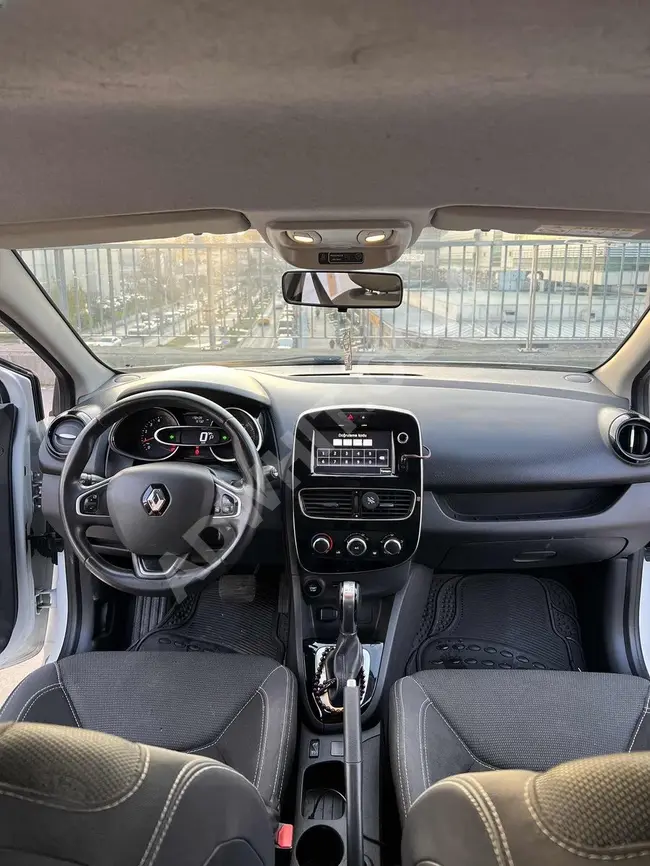 CLIO 1.5 Car Model 2019 - Automatic - In excellent condition and free from defects.