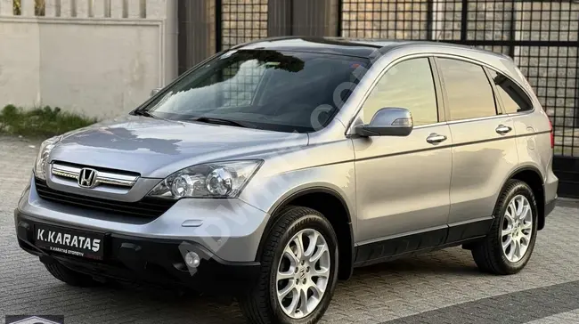 سيارة HONDA CR-V EXECUTIVE 4x4 موديل 2009 - سقف زجاجي بمسافة 117,000 كم