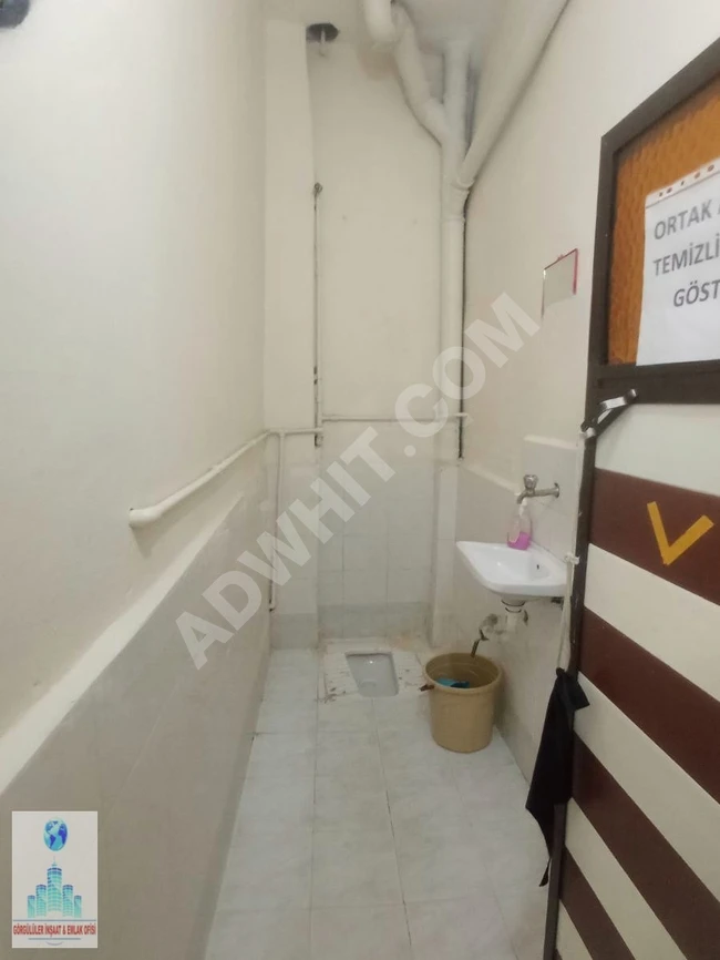 Commercial space for rent spanning 40 square meters in BAYRAMPAŞA YILDIRIM neighborhood from GÖRGÜLÜLER REAL ESTATE.