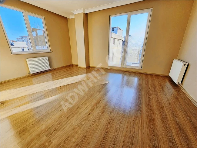 ÜMRANİYE NECİPFAZIL MAHALLESİ 4 YILLIK APARTMAN 2+1 90 M2 DAİRE